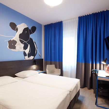 Hotel Crystal Lausanne Bagian luar foto