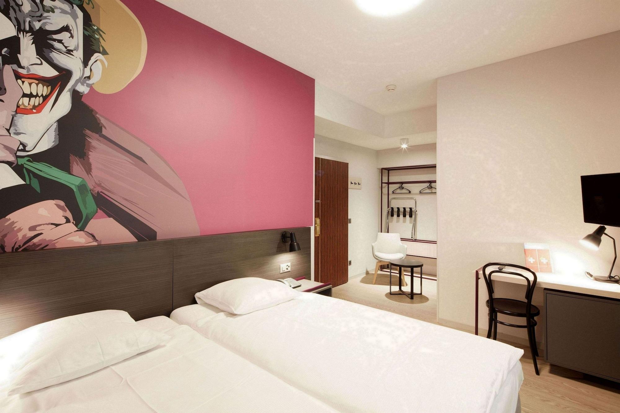 Hotel Crystal Lausanne Bagian luar foto