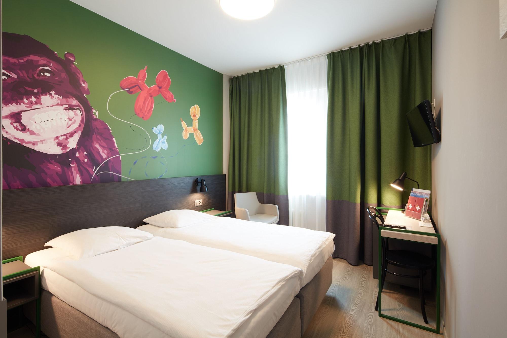 Hotel Crystal Lausanne Bagian luar foto