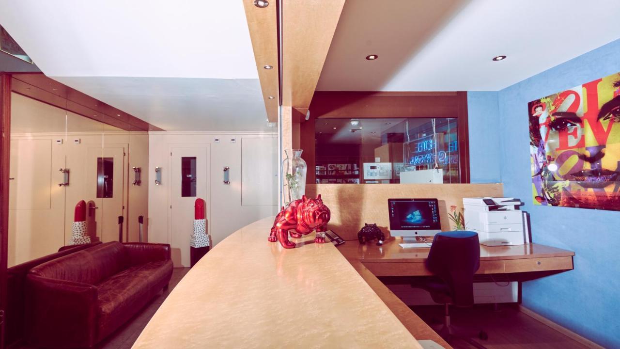 Hotel Crystal Lausanne Bagian luar foto