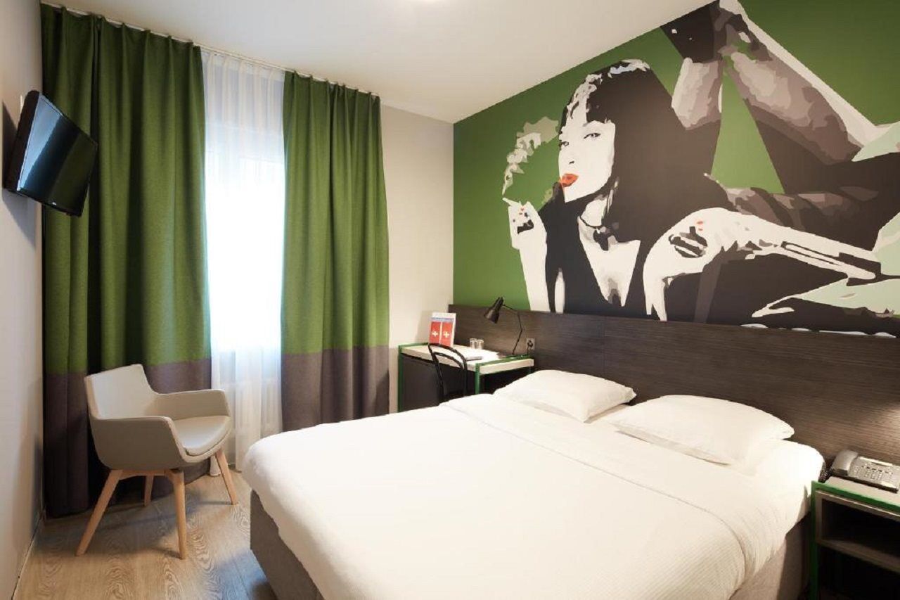 Hotel Crystal Lausanne Bagian luar foto